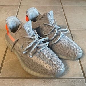 Adidas Yeezy Boost 350 V2 Tail Light primeknit sportswear sneakers - SIZE 11